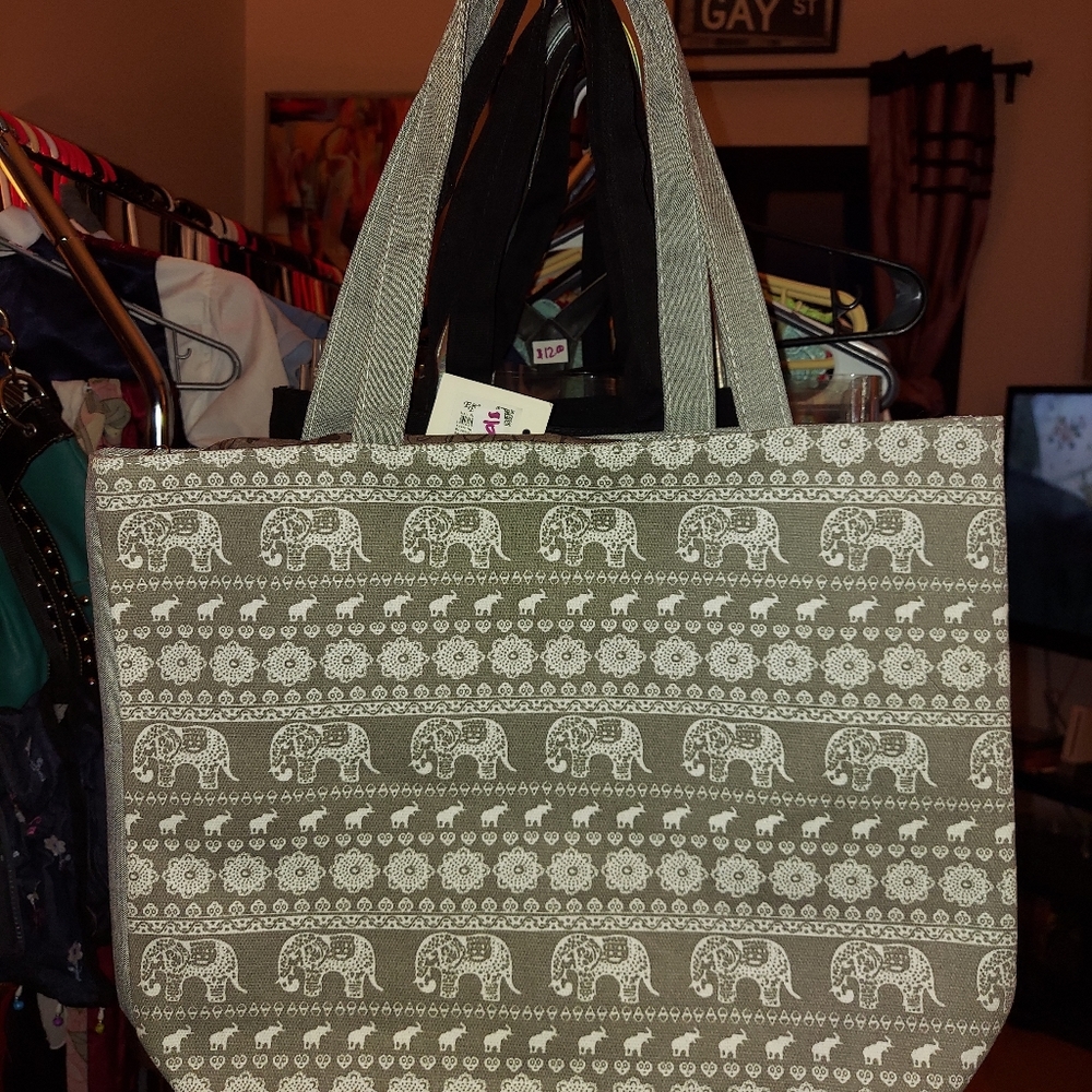 Shoulder bag medium 17 x 14